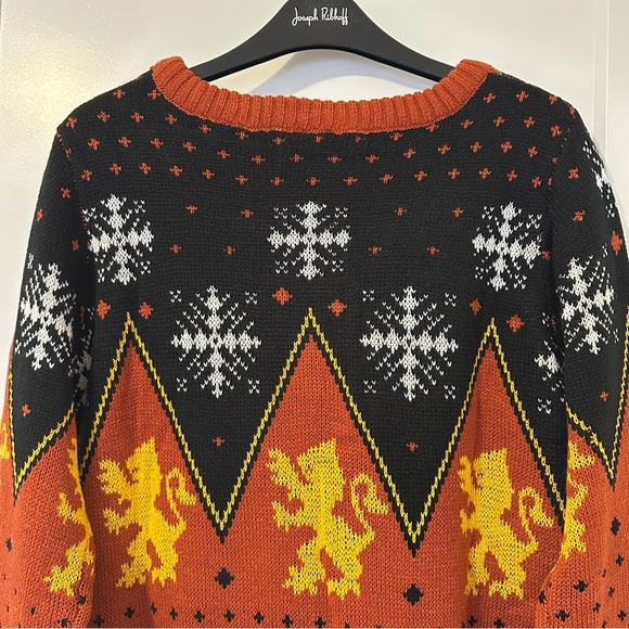 Harry Potter Gryffindor Pullover Knit Sweater Size Large Women’s - Picture 9 of 11